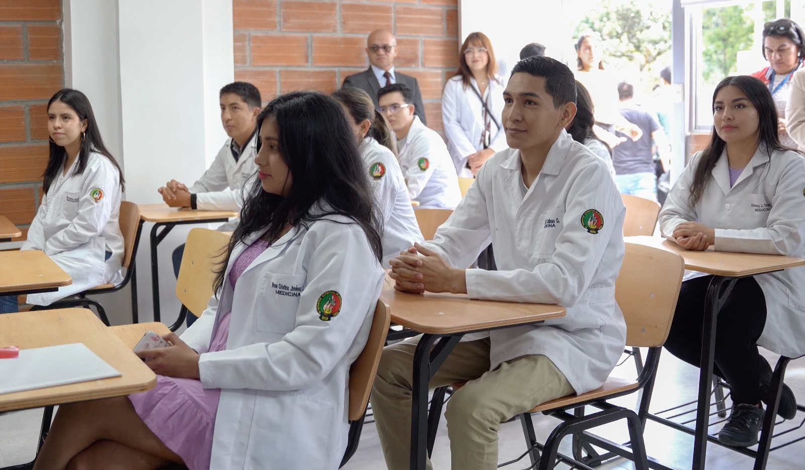 Habrá comunidades para los estudiantes