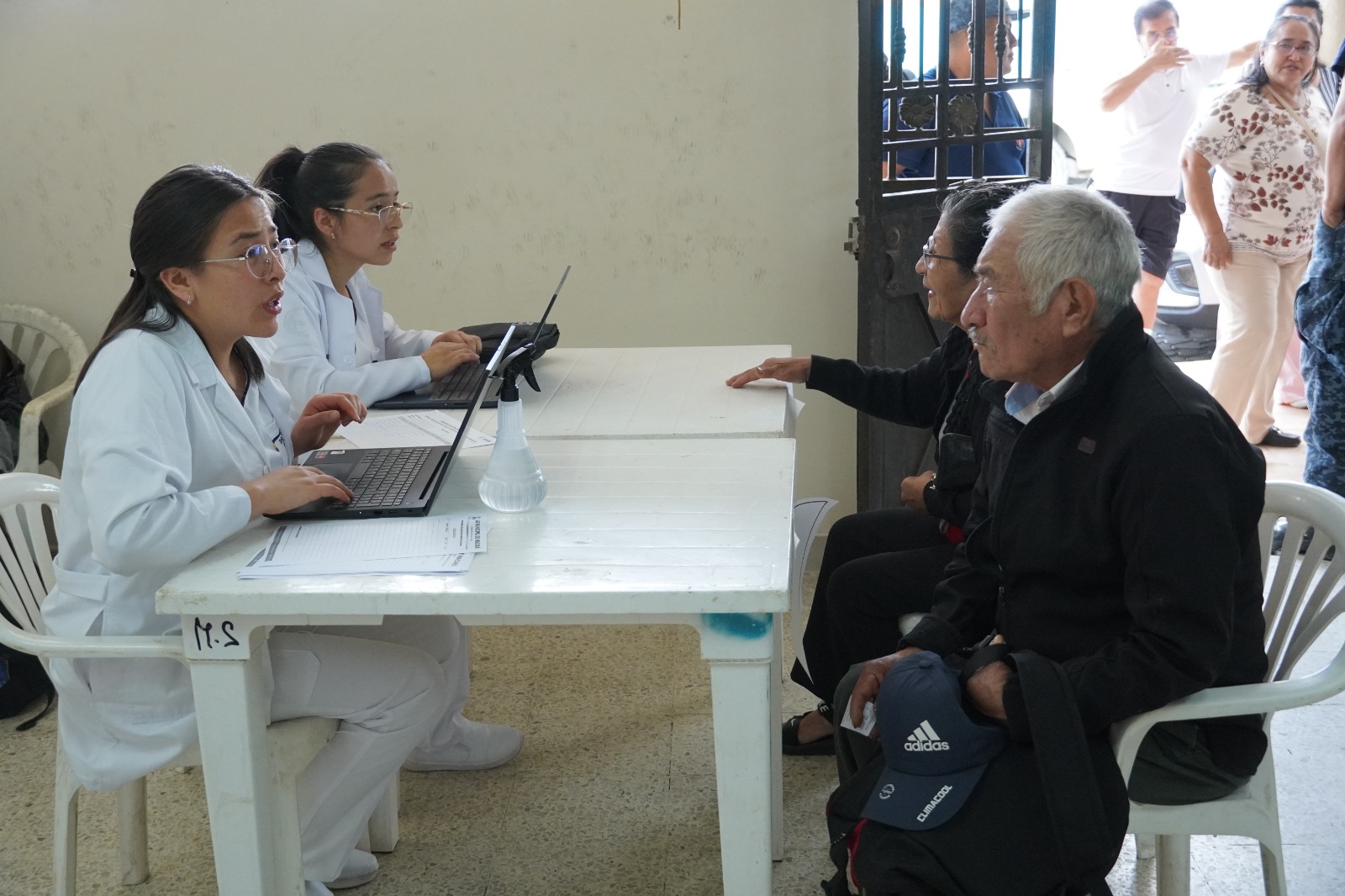 Atención para sectores vulnerables