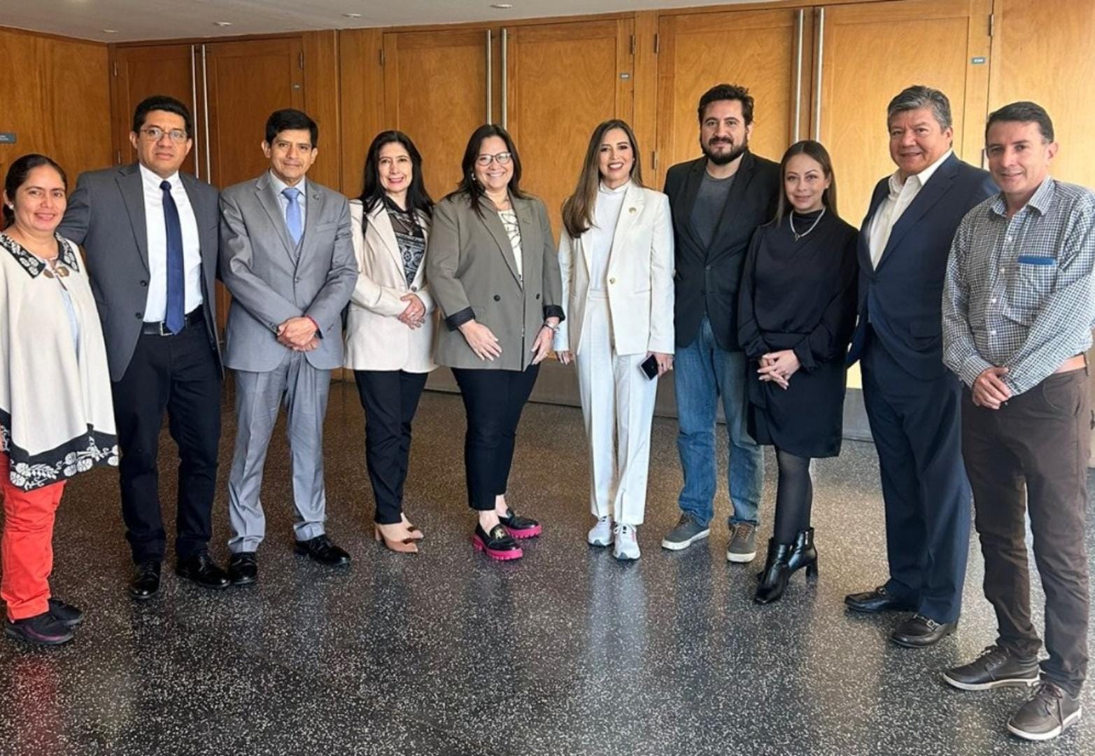 Lanzamiento de ENNTITLE