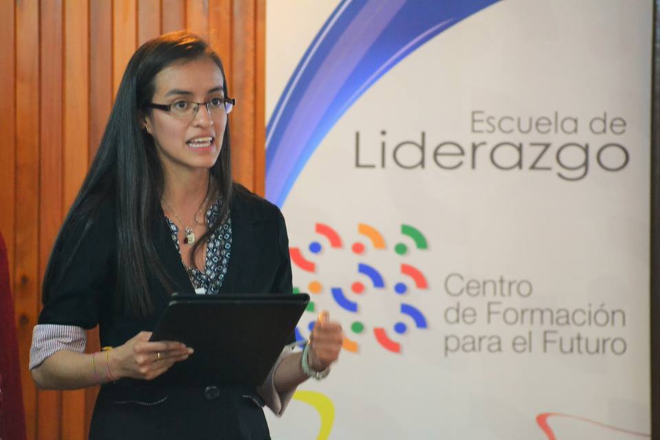 Docente de la UNL forma parte de Alfamed Joven