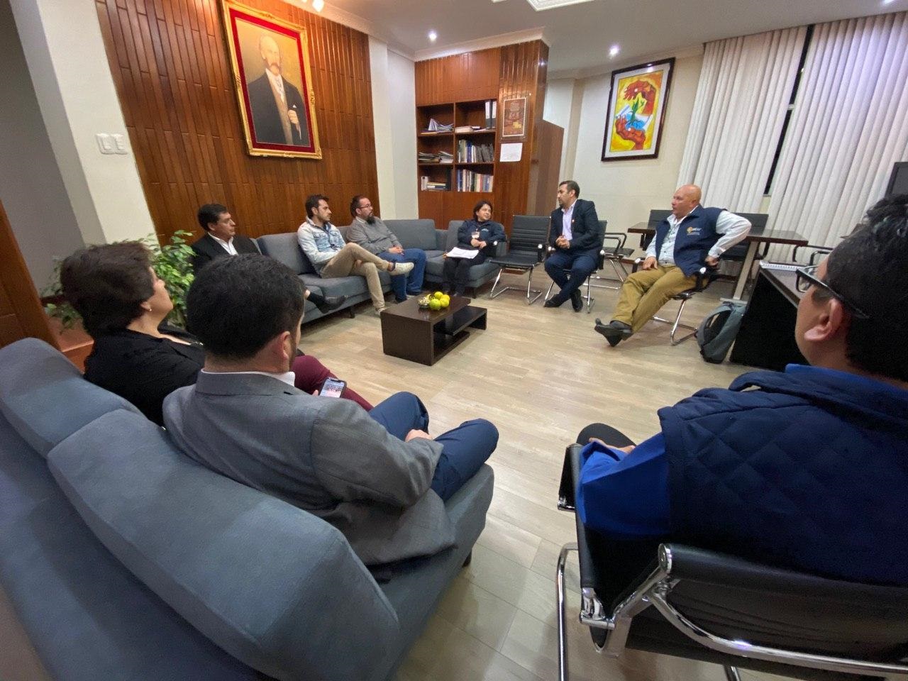 Con éxito la UNL culminó ciclo académico 