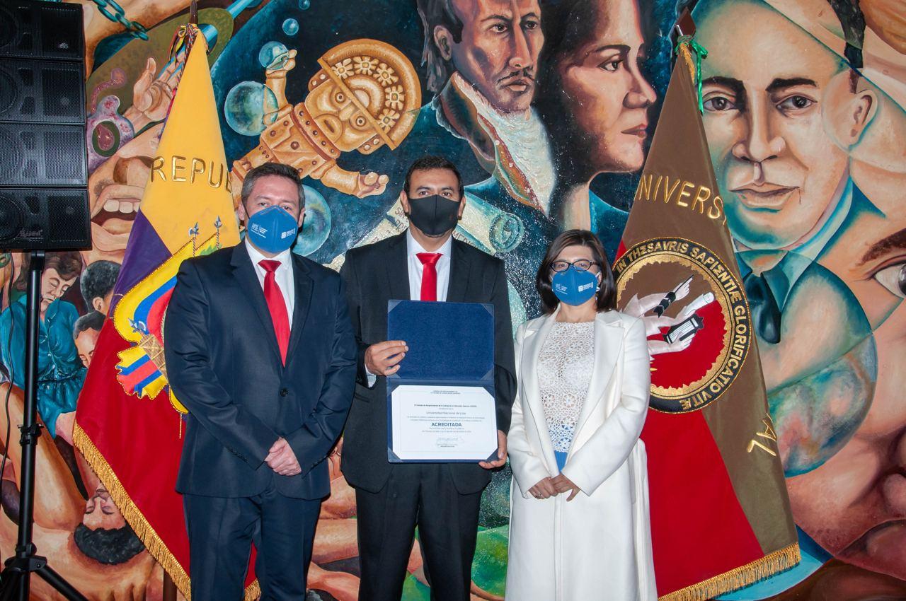 Universidad Nacional de Loja acreditada para los próximos cinco años