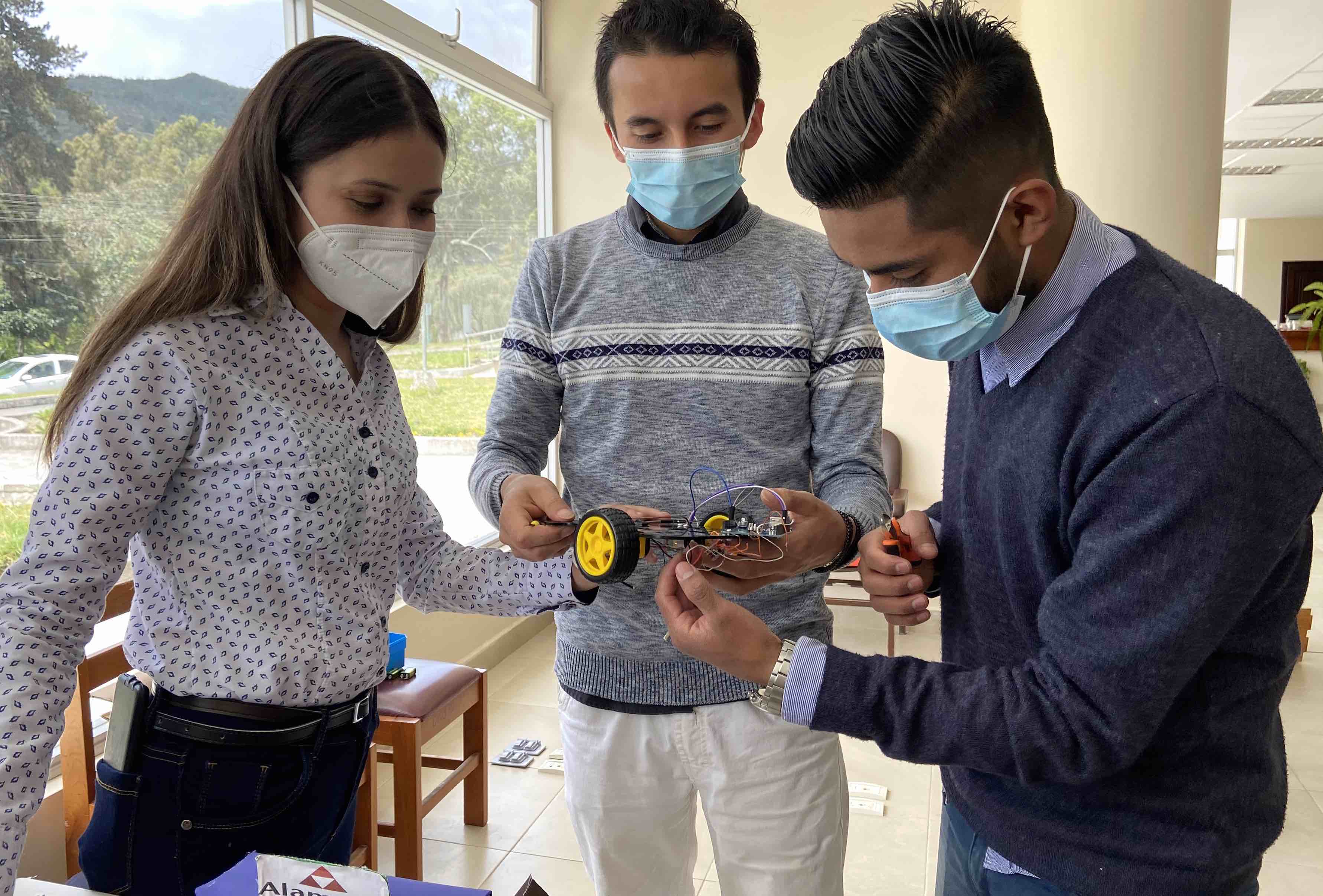 UNL promueve la “Robótica Educativa”