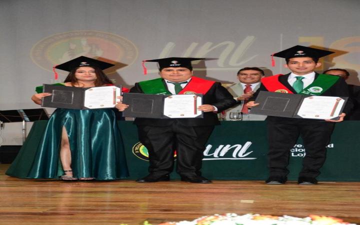 graduados
