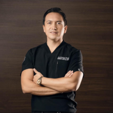 Dr Cristian García (Ecuador)