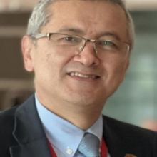 Dr. Carlos López Ayala (Ecuador)