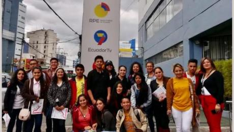 Alumnos de Comunicación Social realizan gira de medios nacionales
