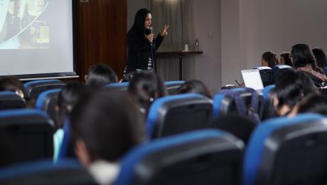 Alumnos de Trabajo Social participan de Seminario