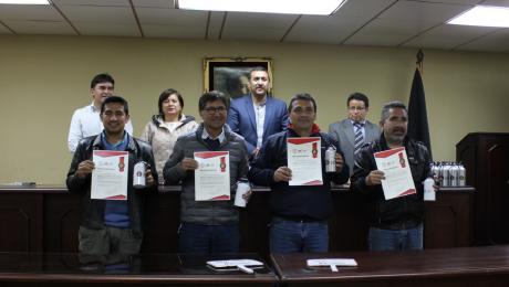 Nikolay Aguirre, rector de la UNL reconoce el esfuerzo y radiante contribución de los compañeros universitarios que participaron en los  XX Juegos Nacionales de Universidades y Escuelas Politécnicas FENATUPE 2019