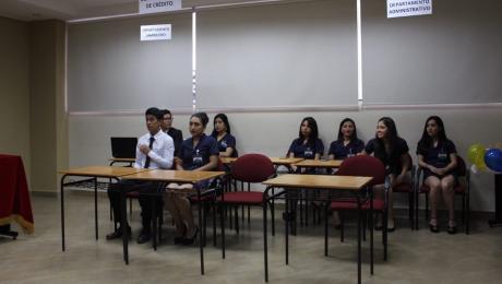 Estudiantes simulan apertura de Cooperativa de Ahorro y Crédito 