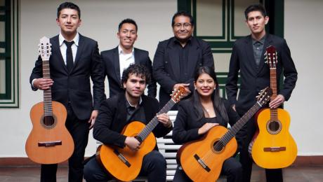 Estudiantes brindan concierto de música de cámara