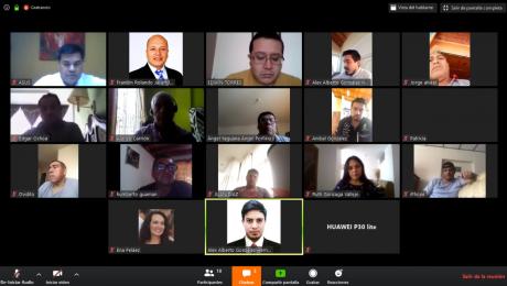 Conductores se capacitan en mantenimiento automotriz
