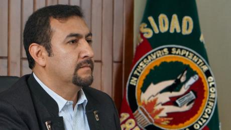 Nikolay Aguirre informa a la comunidad lojana sobre el inicio de clases, recorte presupuestario y proyecto con GADs