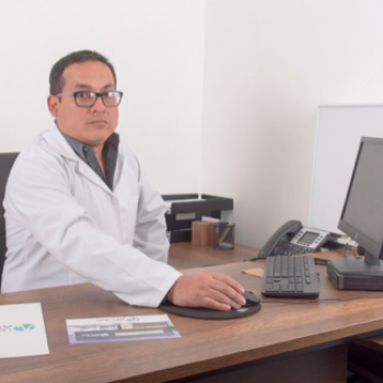 Dr. Wilson Puente (Quito-Ecuador)