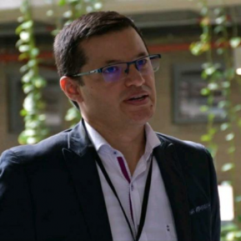Dr. César Sierra Varón (Colombia)
