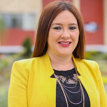 Dra. Marina del Rocío Ramírez Zhindón (Ecuador)